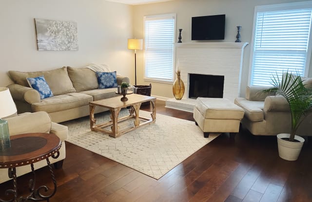 651 Stratford Green Way - 651 Stratford Green Way, Avondale Estates, GA 30002