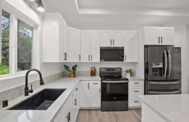 Available Now | Unfurnished 3 Bedroom, 2.5 Bathroom, Single Family Home with Enclosed Garage photos photos Available Now | Unfurnished 3 Bedroom, 2.5 Bathroom, Single Family Home with Enclosed Garage photos photos