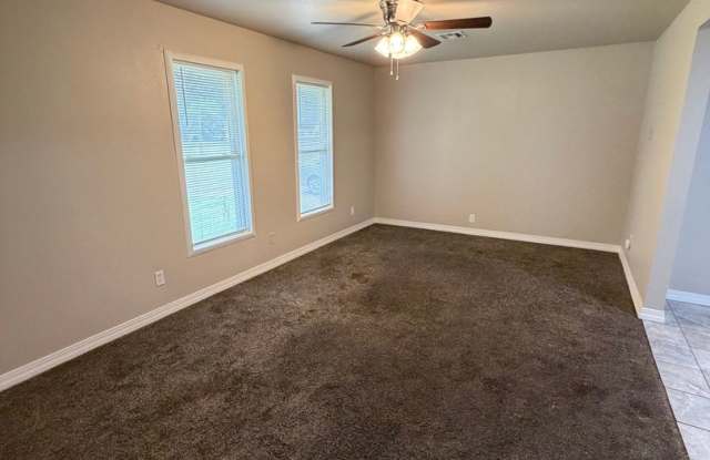4 Bedroom 2 Bath Home for Rent Gallery 3