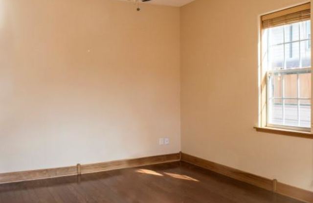 5248 Eigel Street Gallery 3