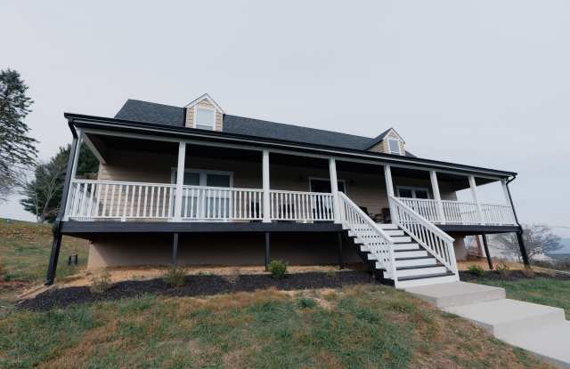 Beautiful Home Located in Blacksburg photos photos