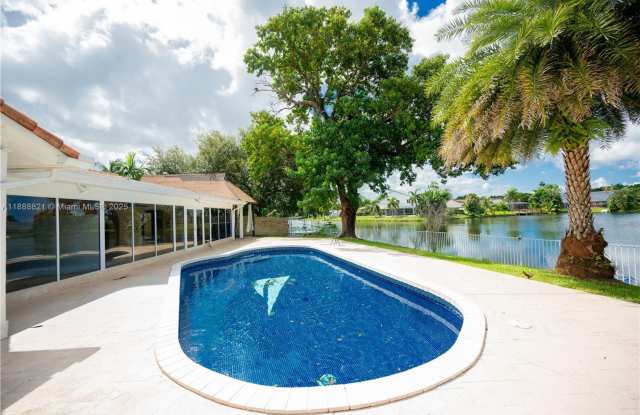 9881 SW 1st Court, Plantation, FL 33324 photos photos