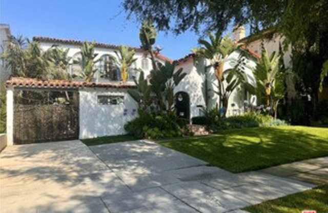 213 South El Camino Drive Gallery 1
