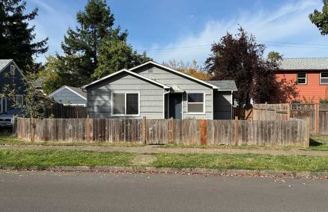 Updated 3-bedroom 1 bath house in Eugene! Gallery 1