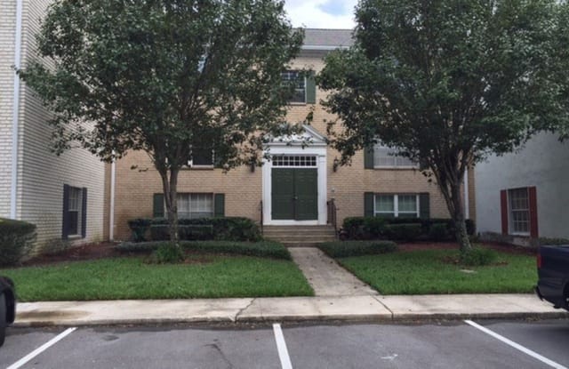 4320 Plaza Gate Ln S #301 - 4320 Plaza Gate Lane, Jacksonville, FL 32217