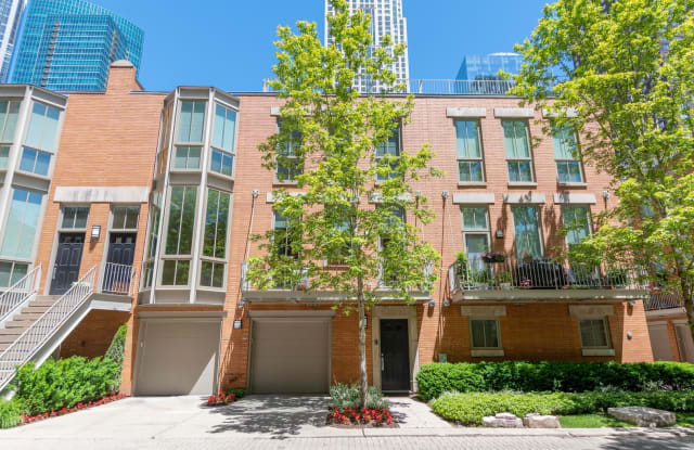 436 East North Water Street #E - 436 East North Water Street, Chicago, IL 60611