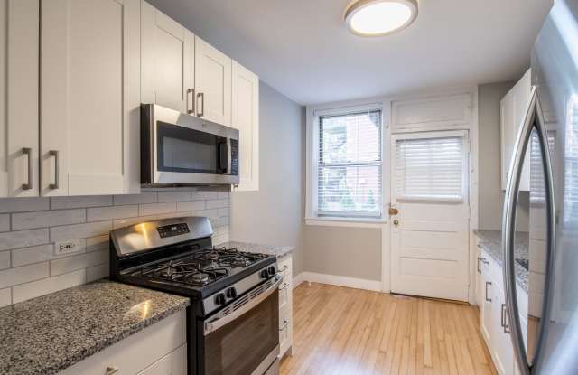 2325 W Chase Ave - 2325 West Chase Avenue, Chicago, IL 60645