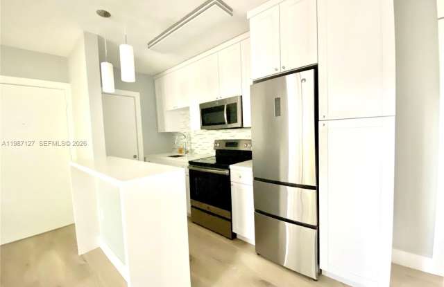 6330 SW 79th St photos photos