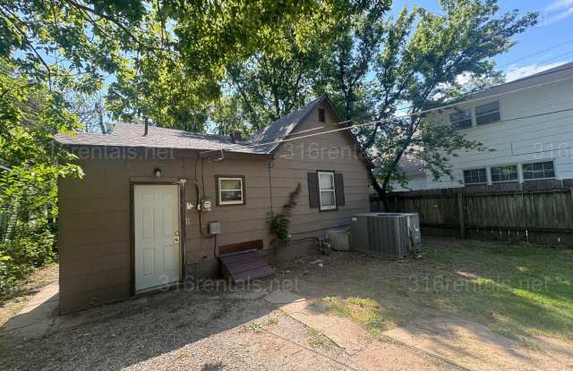 $850 - 2 bed 1 bath - Single Family Home photos photos $850 - 2 bed 1 bath - Single Family Home photos photos