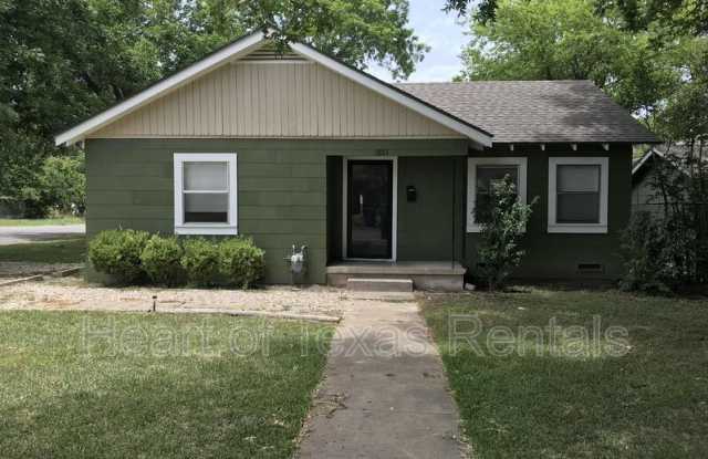 1821 Live Oak Avenue - 1821 Live Oak Avenue, Waco, TX 76708