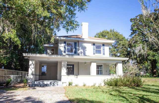 4835 Sunderland Road photos photos
