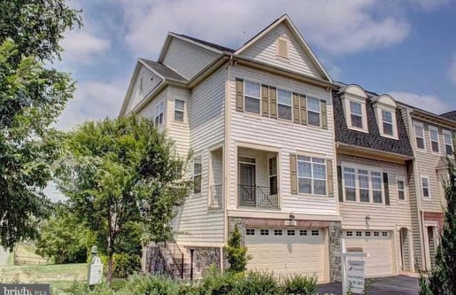 14123 CATBIRD DRIVE - 14123 Catbird Drive, Linton Hall, VA 20155