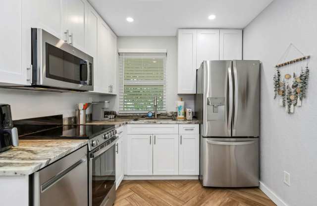 405 Dunedin Rentals LLC photos photos