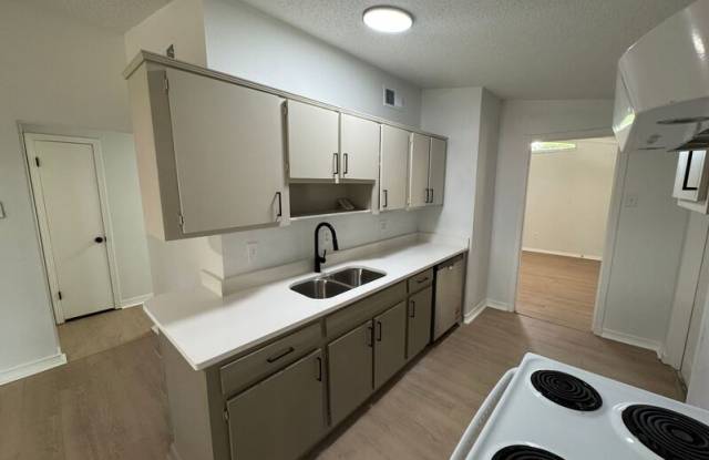 8658 Bunker Hill Drive Gallery 4