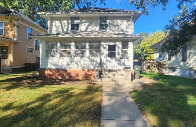 Northside Single-Family Home - 3407 Jackson Street, Sioux City, IA 51104