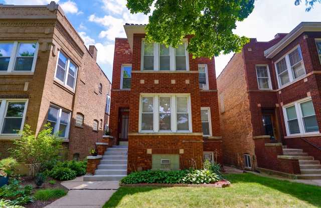 6449 N Lakewood Ave photos photos