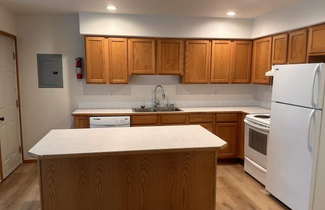 1310 South Skyline Drive - C Gallery 2
