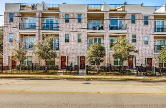 Rooftop Evenings, 3 bedroom 3 bath Condo. FREE MONTH with 2 year lease. - 1308 Palm Springs Lane, Dallas, TX 75204