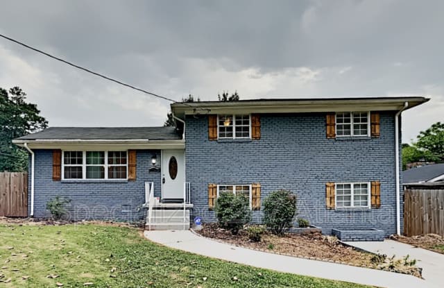 3788 Brookcrest Cir - 3788 Brookcrest Circle, Belvedere Park, GA 30032