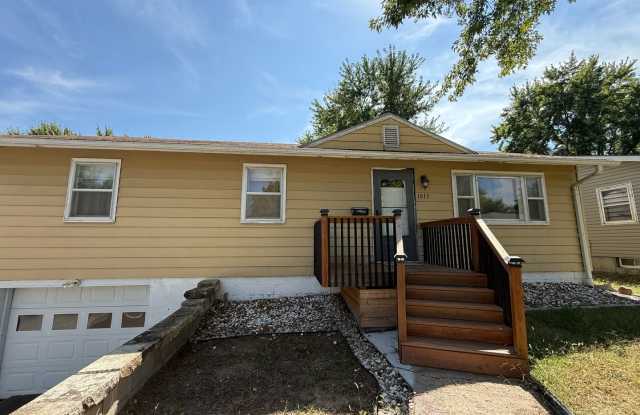 Charming Updated Home with Modern Kitchen  Garage - 1013 Cottonwood Street, Junction City, KS 66441