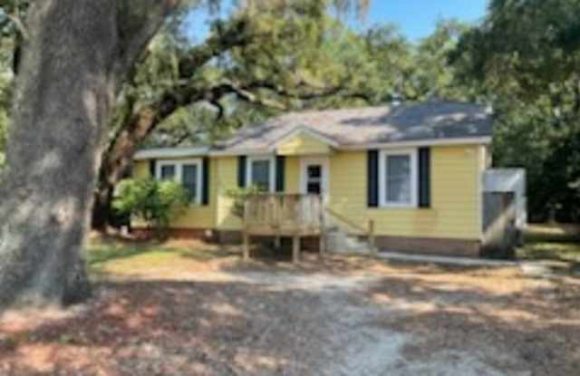 122 E Railroad St - 122 East Railroad Street, Gulfport, MS 39507