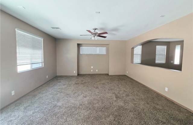521 Newberry Springs Drive Gallery 4