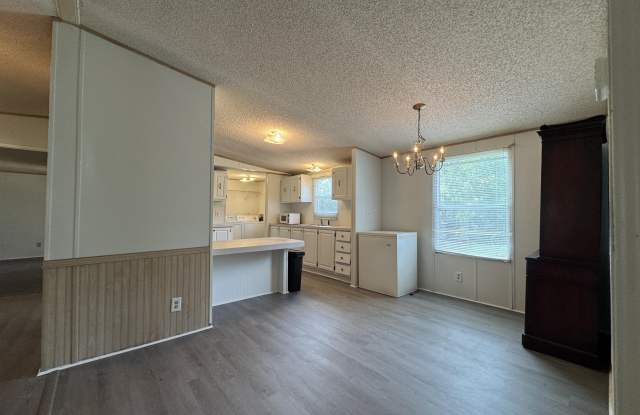 1227 Village Road NE Gallery 4