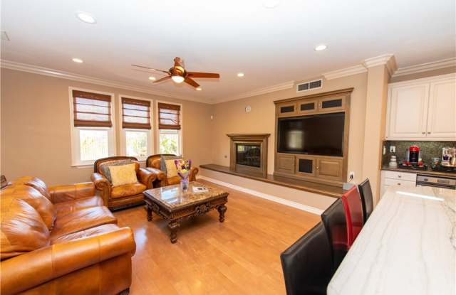 3076 Eagle Pointe Drive Gallery 3