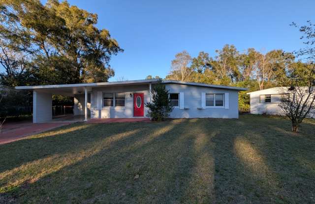 239 Aquamarine Pensacola, FL 32505 | MOVE IN SPECIAL: HALF OFF first full month of rent!!! photos photos