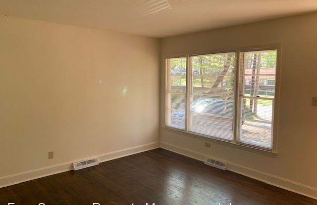 2806 Denview Lane Gallery 3