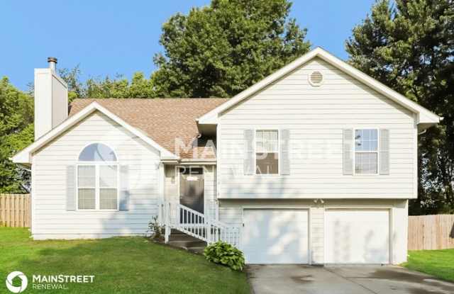 19402 Diamond Lane - 19402 Diamond Lane, Smithville, MO 64089