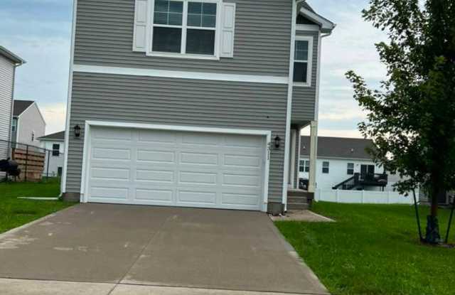 Beautiful Single Family Home in Ankeny Gallery 1