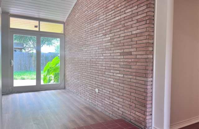 114 E Janin Circle Gallery 4