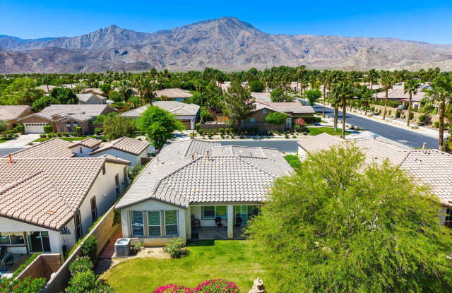 60268 Sweetshade Lane Gallery 4