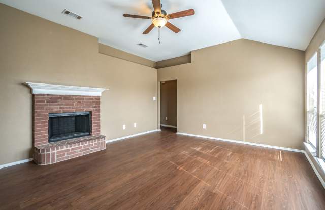 8014 Marielle Cir Gallery 3