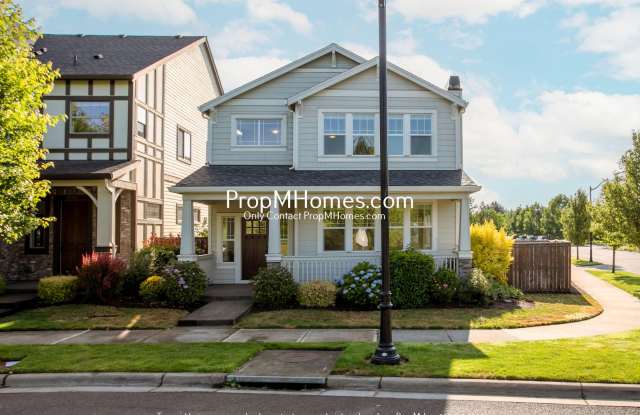 Luxury Four Bedroom Home in Villebois - Corner Lot! photos photos