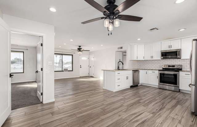 Beautiful 4 Bedroom Home Near Old Town Scottsdale & ASU photos photos