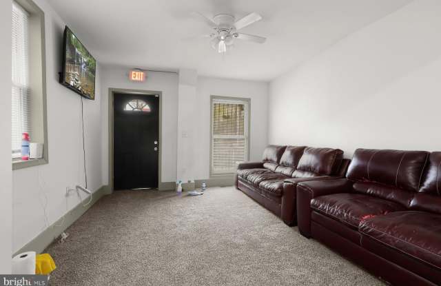 2838 W LANVALE Street Gallery 3