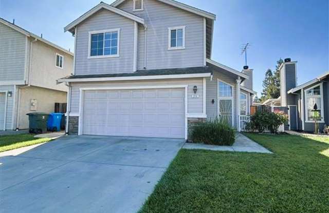 210 Chappell Ct - 210 Chappell Court, Gilroy, CA 95020