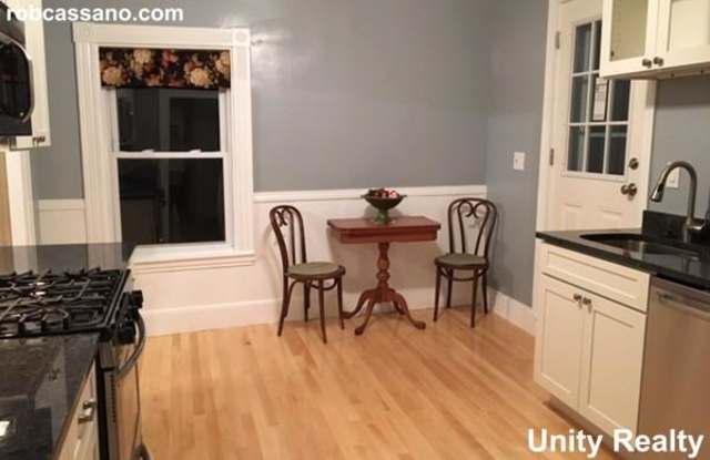 18 Rockland St. Gallery 2