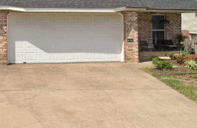 3 Bedrooms with 2 1/2 baths Fayetteville!!! photos photos