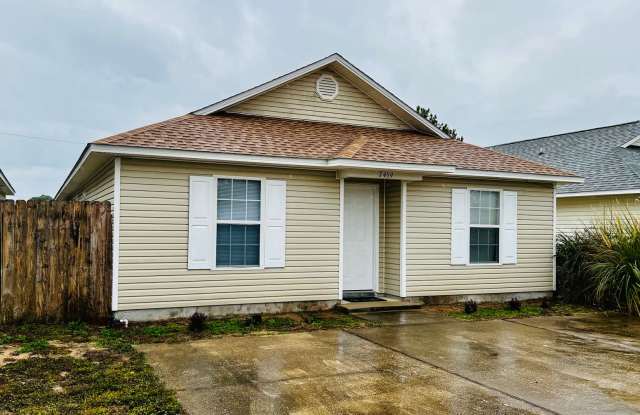 New Listing! photos photos