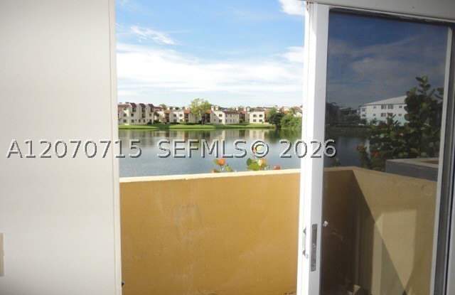 14902 SW 82nd Ln Gallery 3