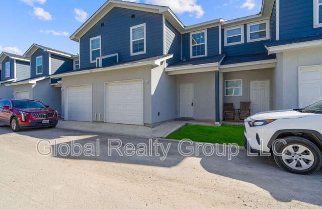 6914 Crestway Dr Gallery 3