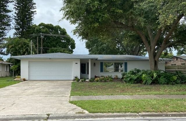 3255 S LOCKWOOD RIDGE ROAD - 3255 South Lockwood Ridge Road, Southgate, FL 34239