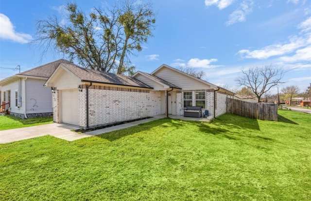 300 Lipscomb Street photos photos