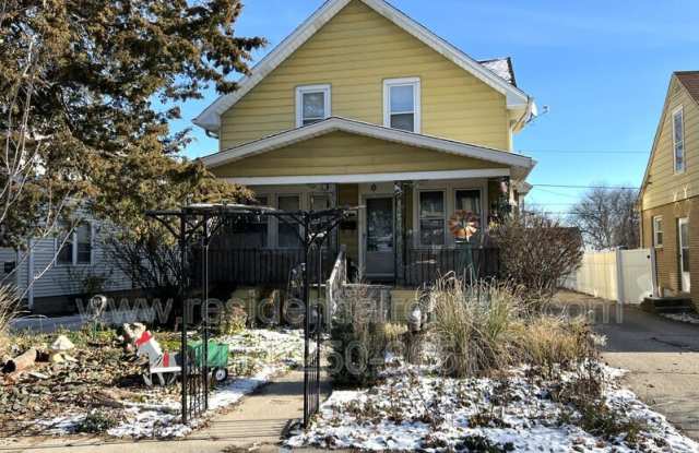 640 S 69th St - 640 South 69th Street, Milwaukee, WI 53214
