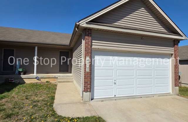 Beautiful 3-Bedroom 2.5 Bathroom in Independence photos photos
