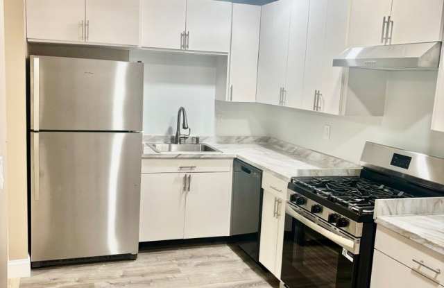 2 Bedroom, 1 Bathroom Newly Renovated Condo For Rent photos photos