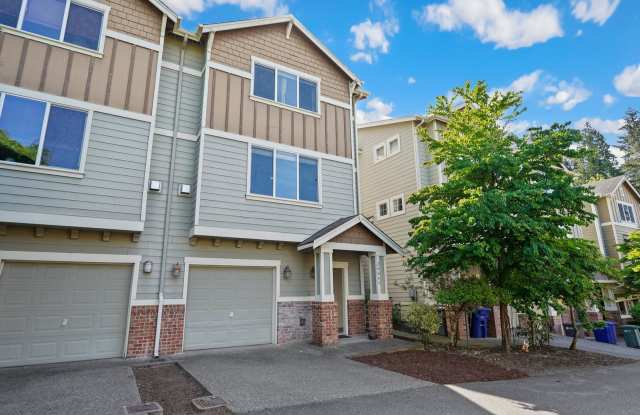 Bothell Luxury Townhome! photos photos